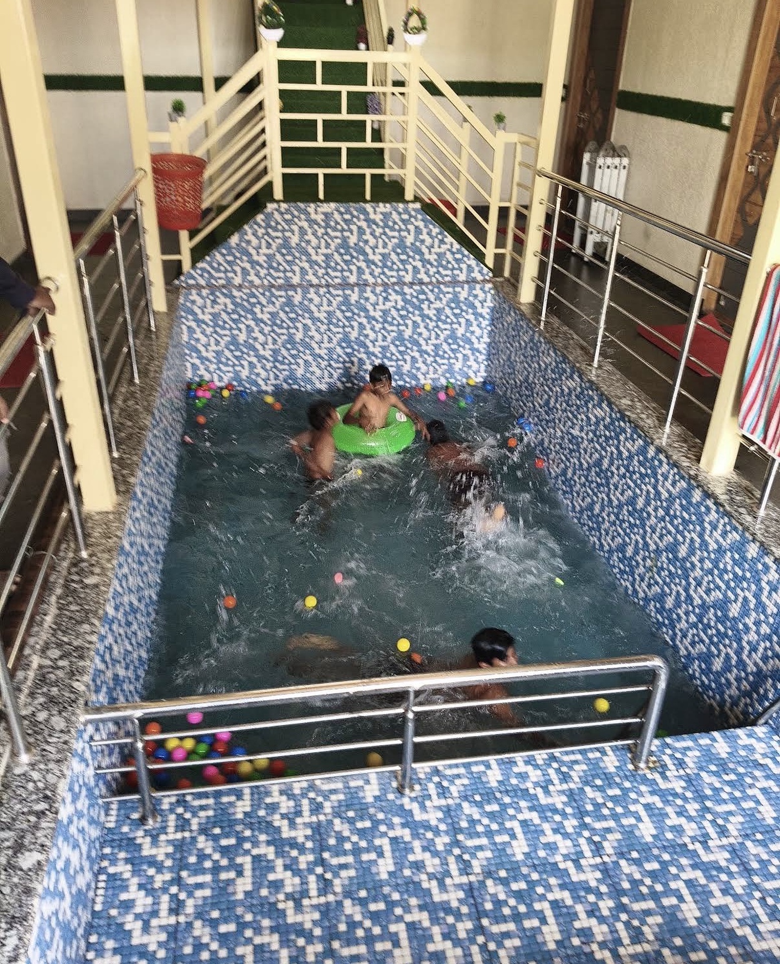 Namma Mantralaya Stay inn Swimming Pool - HD